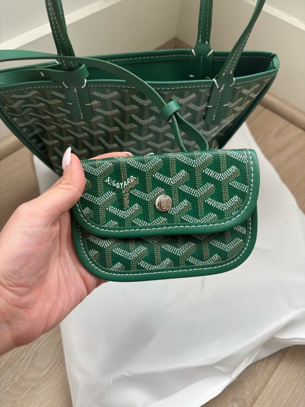 Designer Green Saint Louis Mini Tote in Forest Green - Picture 4 of 9